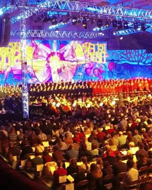 Mannheim Steamroller Christmas